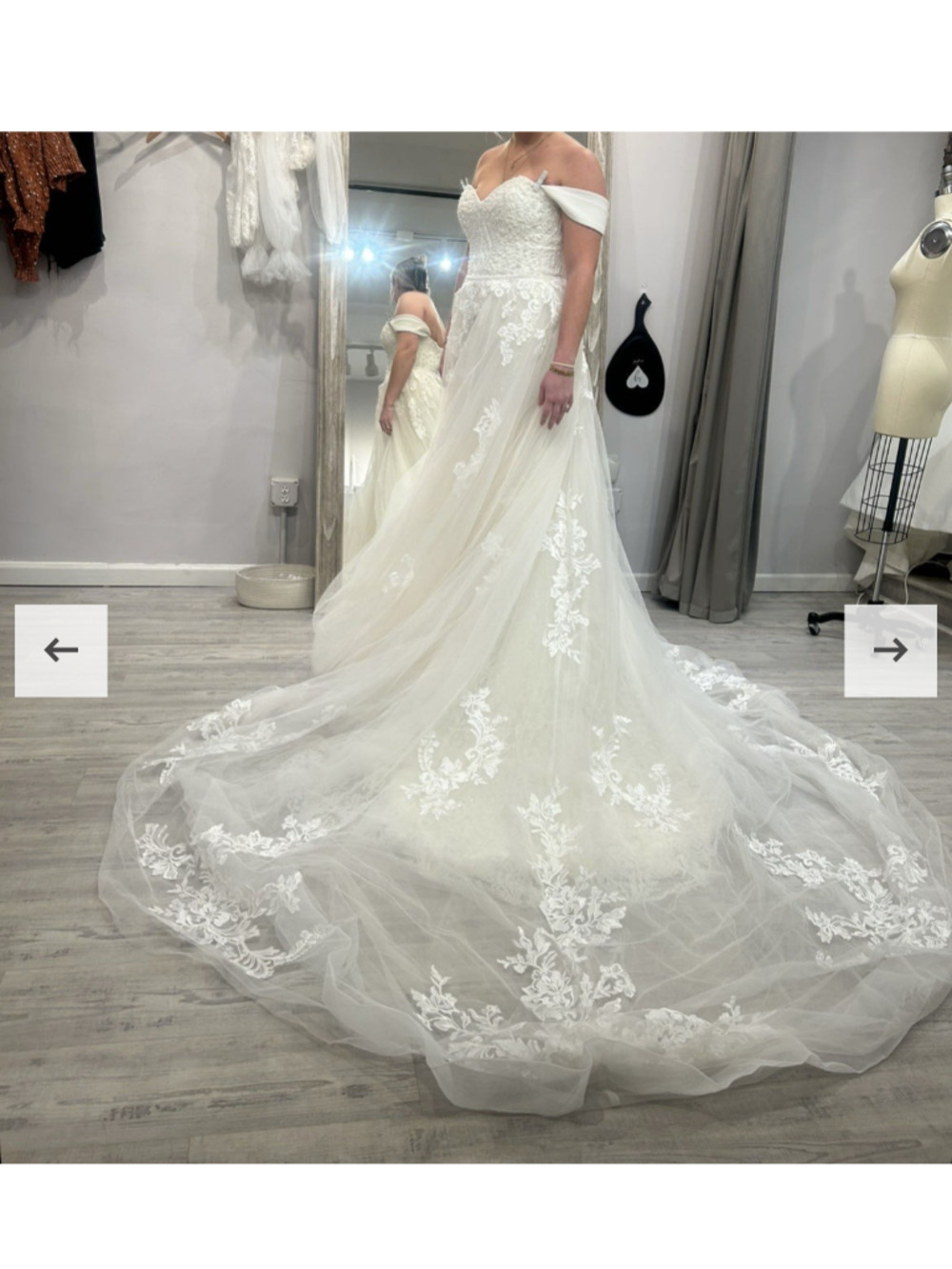 Wedding dress